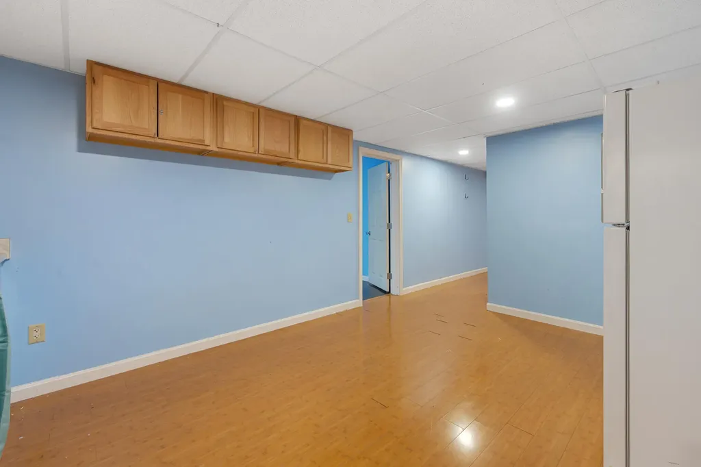 747 Western Avenue Hampden ME 04444