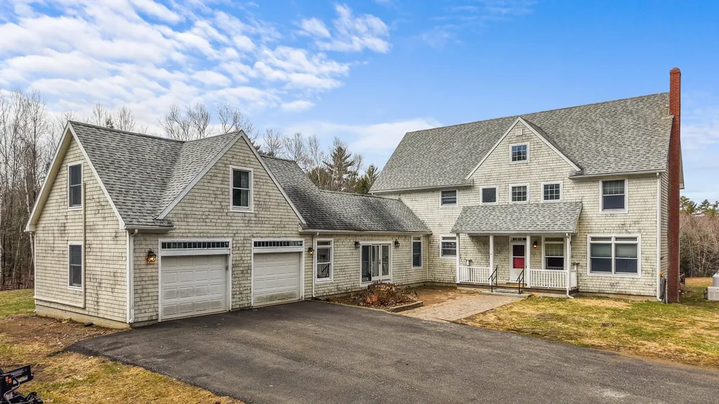 747 Western Avenue Hampden ME 04444