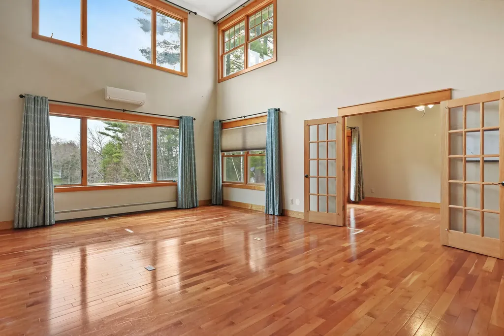 747 Western Avenue Hampden ME 04444