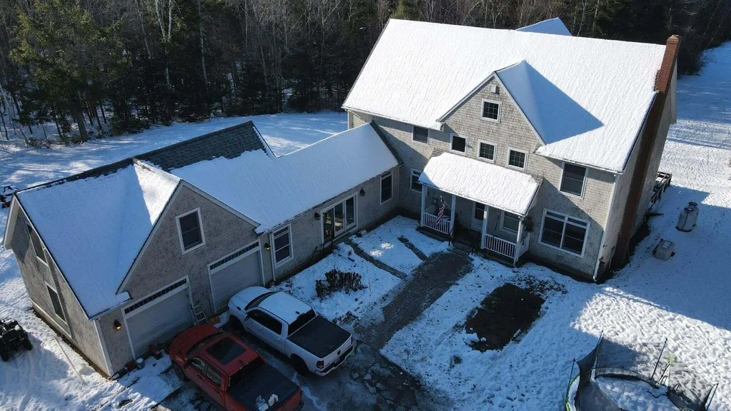 747 Western Avenue Hampden ME 04444