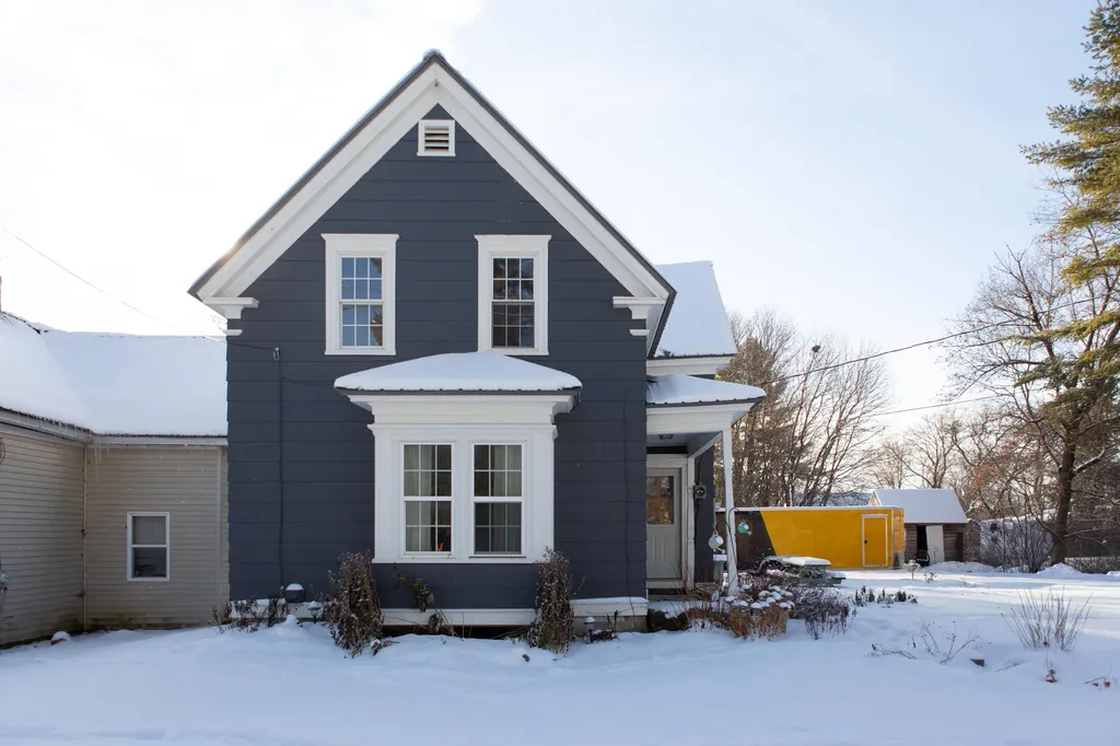 71 Franklin Avenue Houlton ME 04730