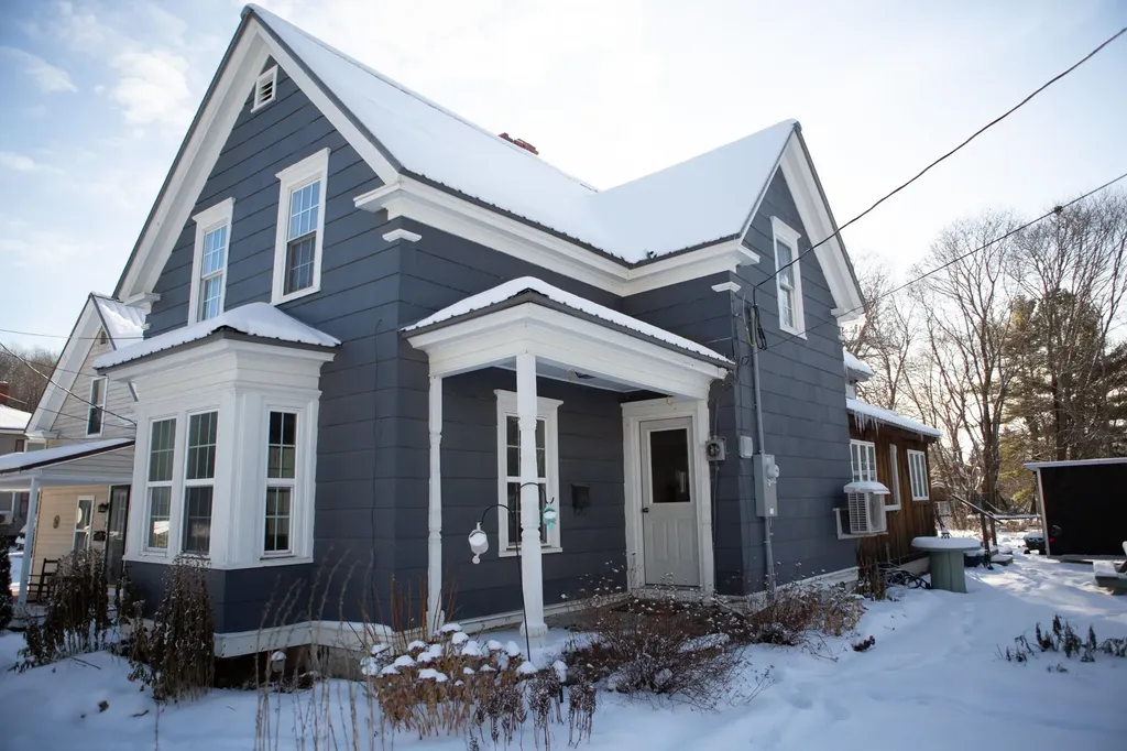 71 Franklin Avenue Houlton ME 04730