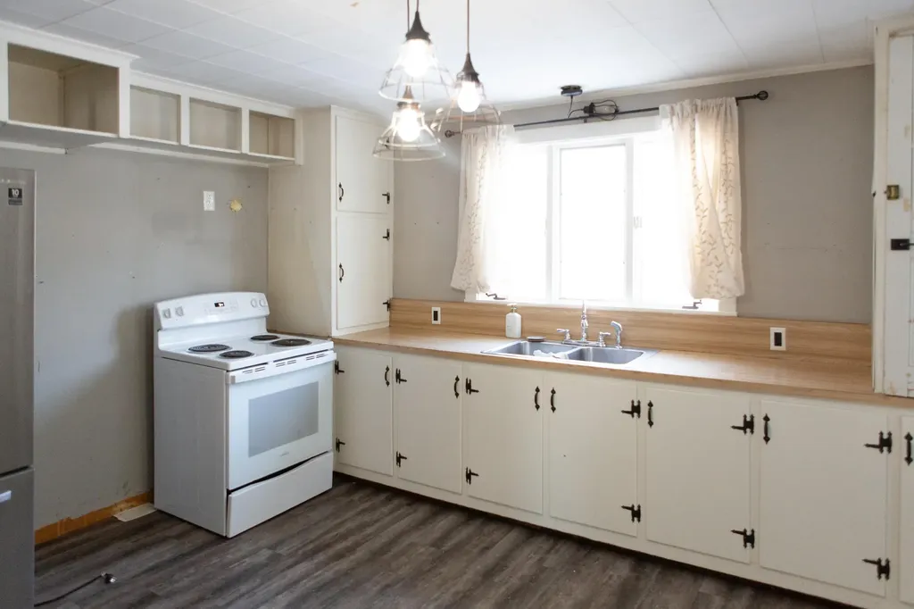 71 Franklin Avenue Houlton ME 04730