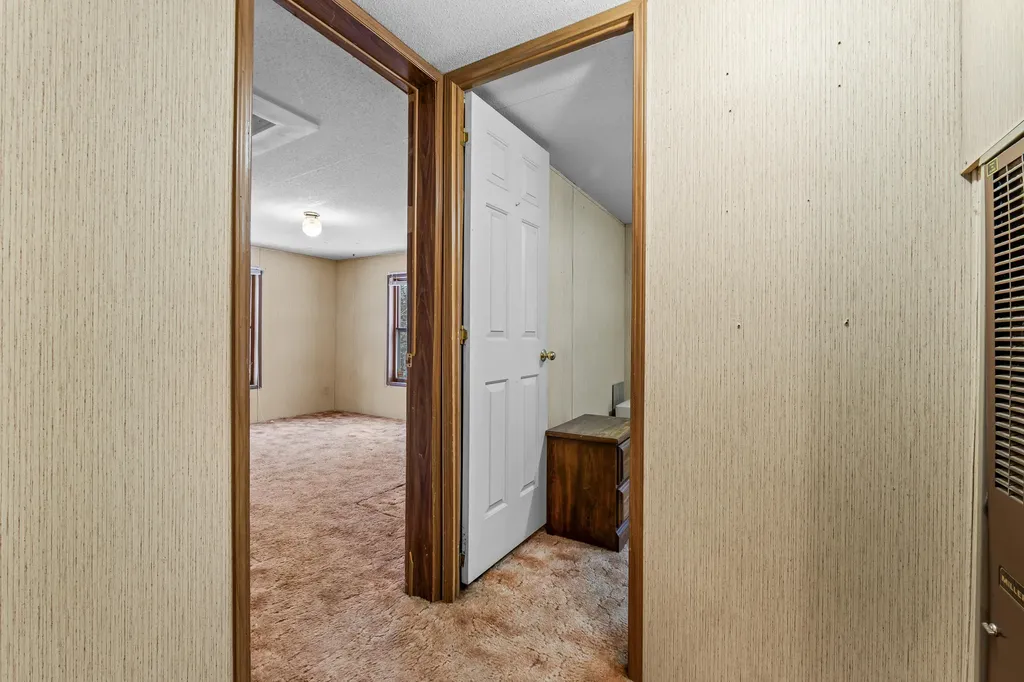 784 E Pond Road Nobleboro ME 04555