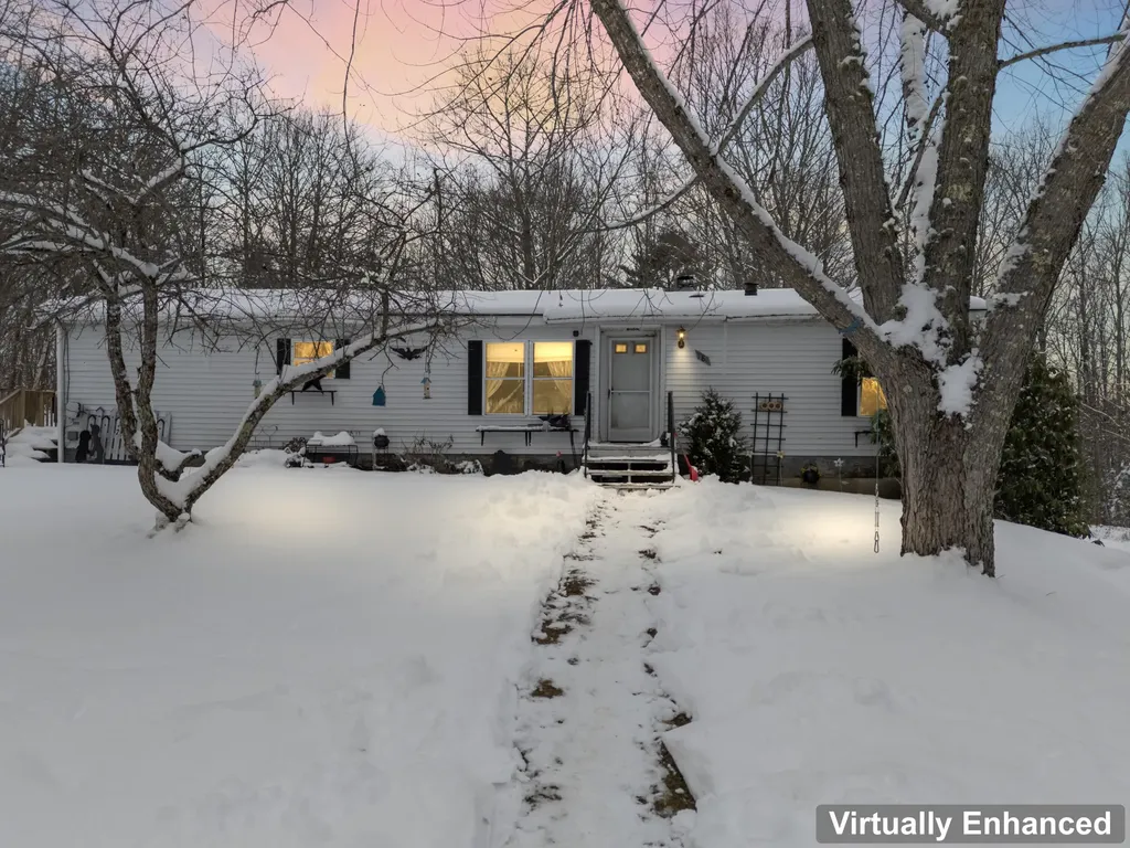 784 E Pond Road Nobleboro ME 04555