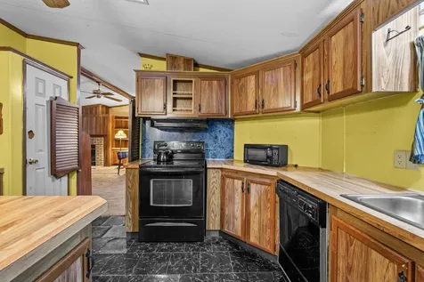 784 E Pond Road Nobleboro ME 04555