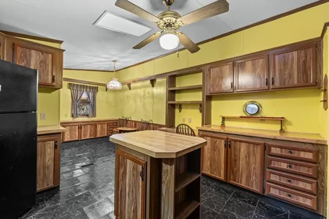 784 E Pond Road Nobleboro ME 04555