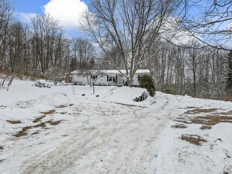 784 E Pond Road Nobleboro ME 04555