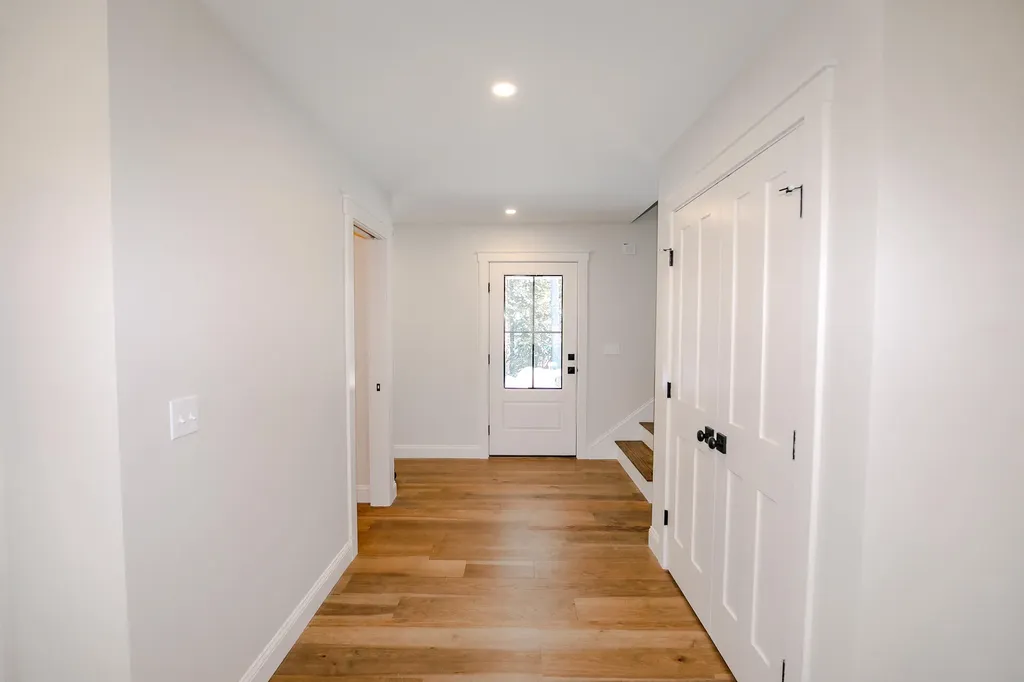 71 Borskis Way Wiscasset ME 04578