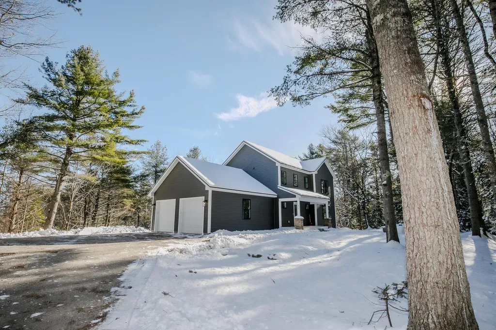 71 Borskis Way Wiscasset ME 04578