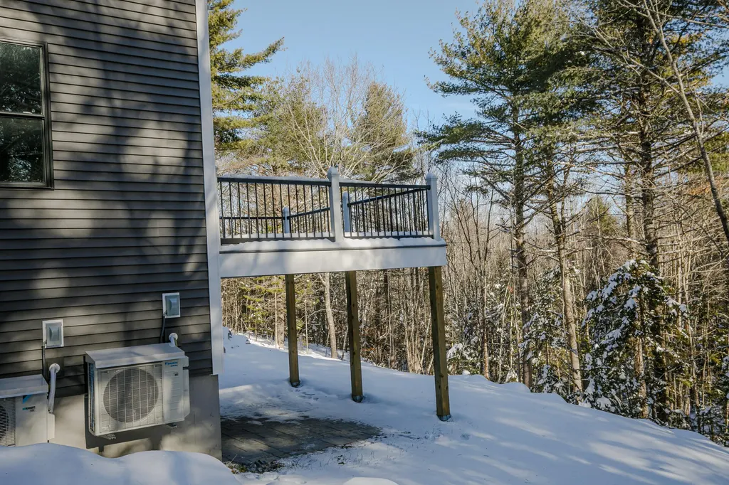 71 Borskis Way Wiscasset ME 04578