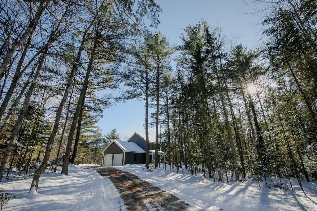 71 Borskis Way Wiscasset ME 04578