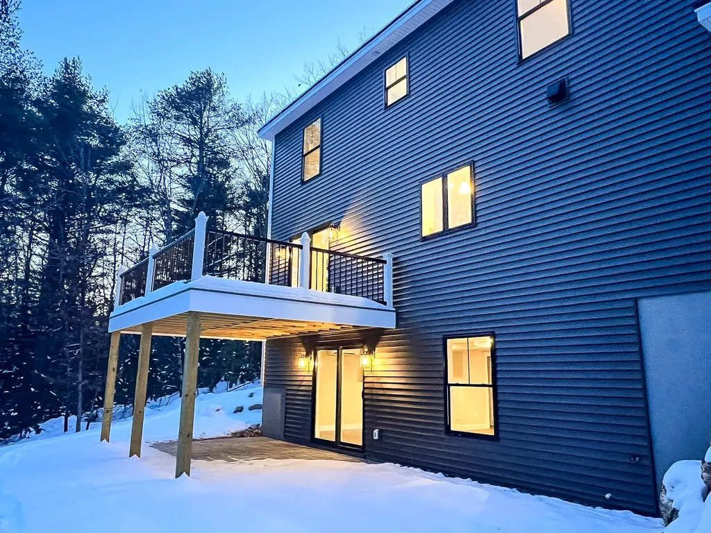 71 Borskis Way Wiscasset ME 04578