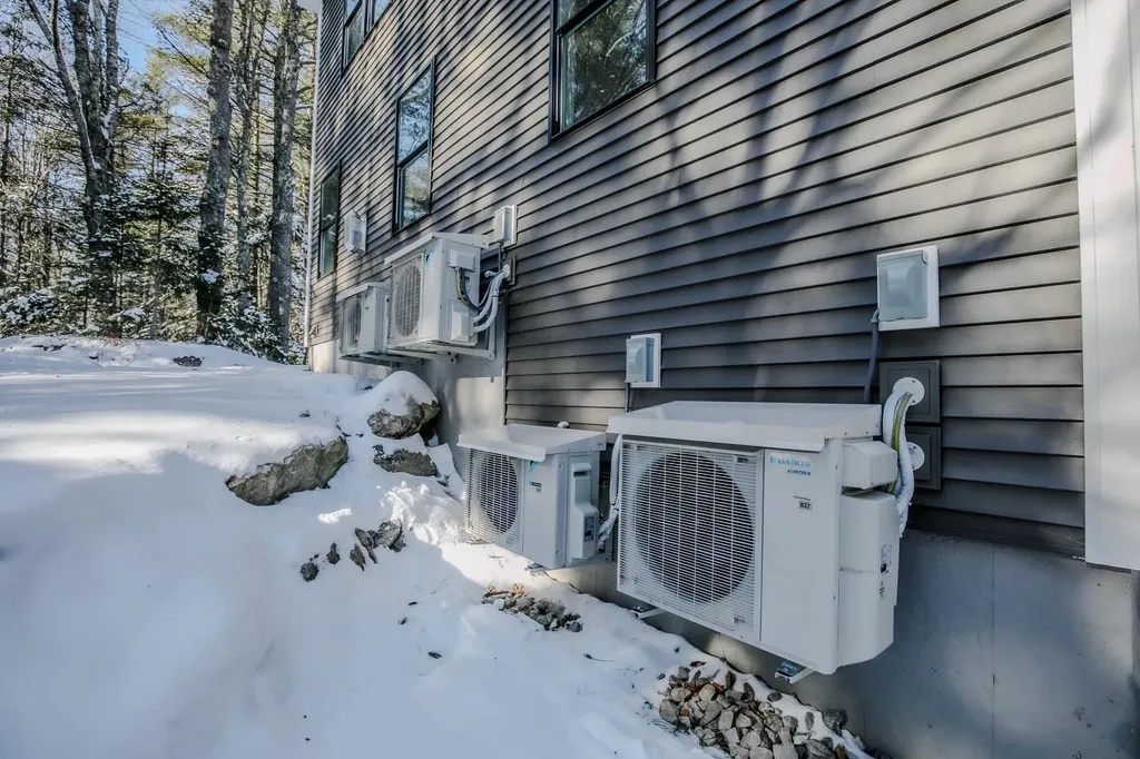 71 Borskis Way Wiscasset ME 04578
