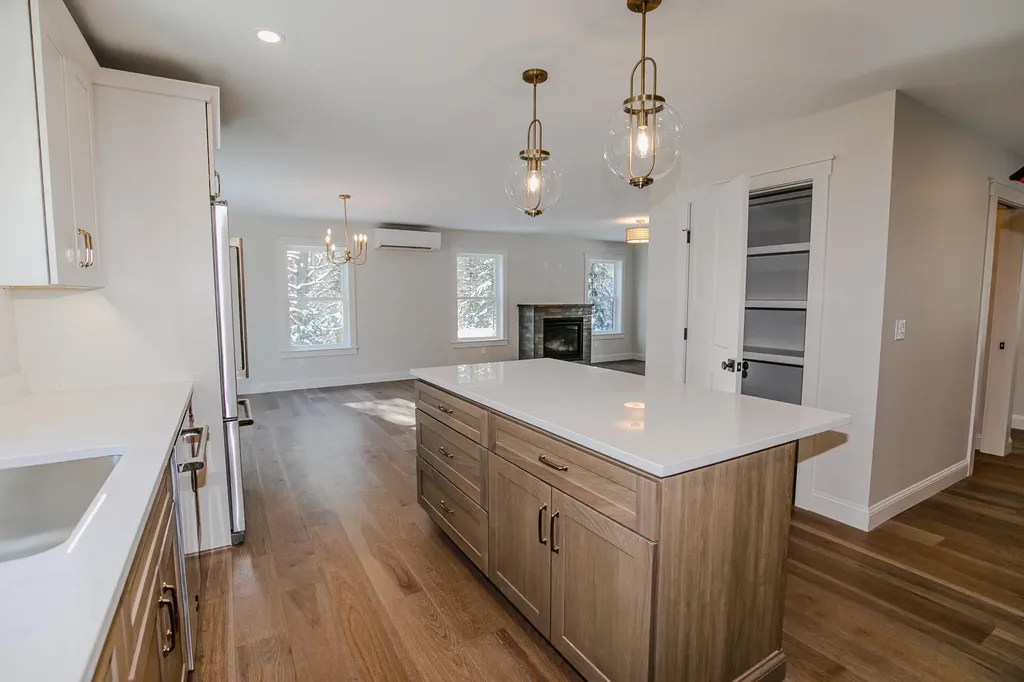 71 Borskis Way Wiscasset ME 04578