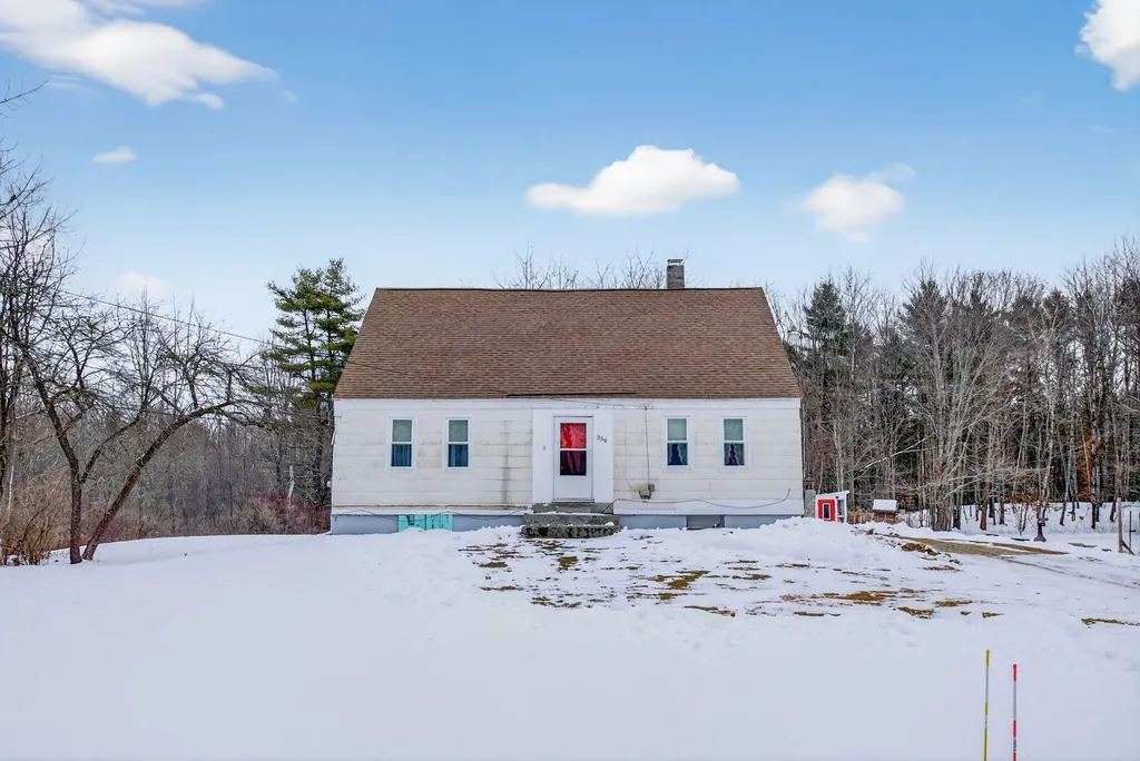 359 Royal Road Pownal ME 04069