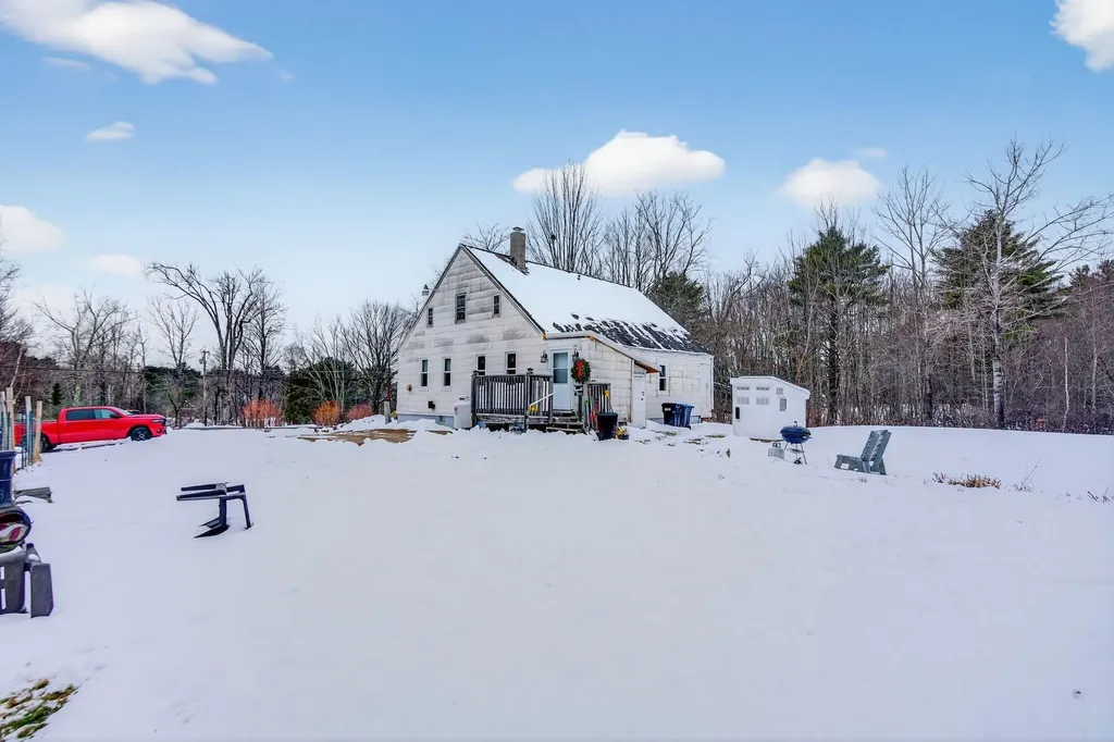 359 Royal Road Pownal ME 04069