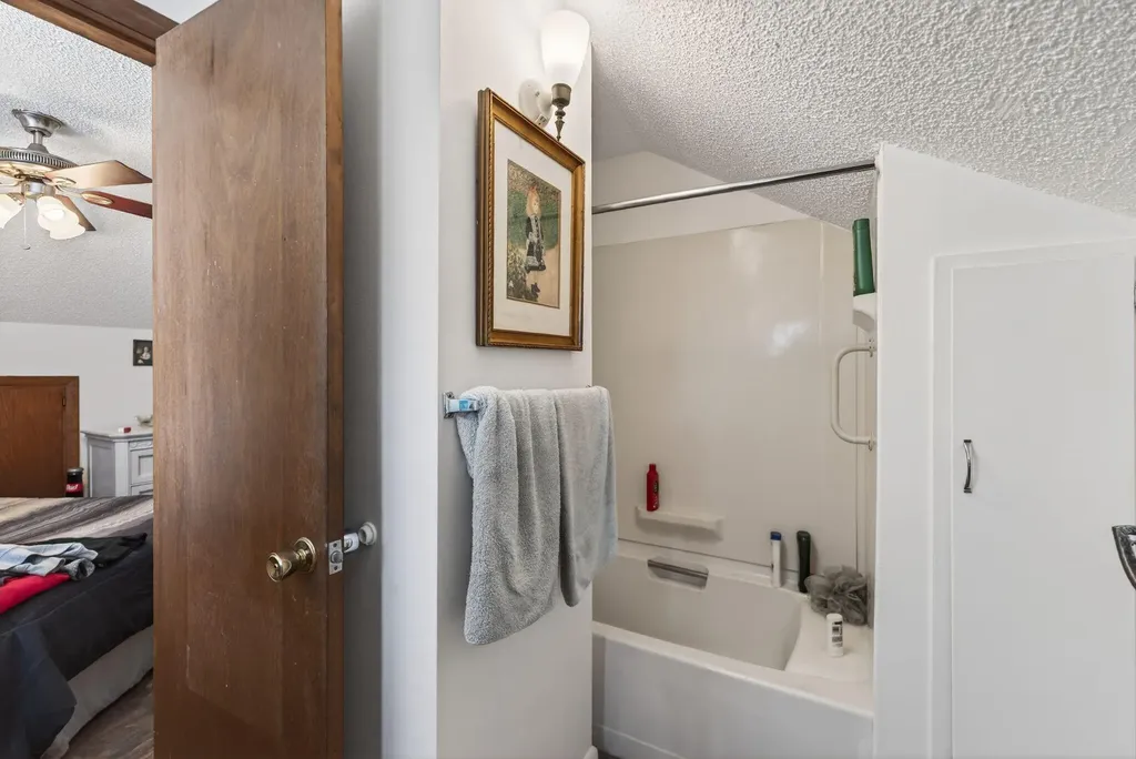 36 Edgemont Avenue Waterville ME 04901