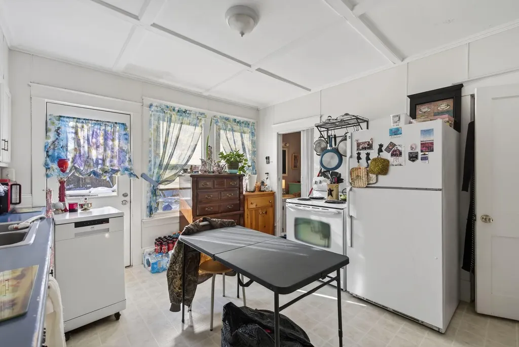 36 Edgemont Avenue Waterville ME 04901