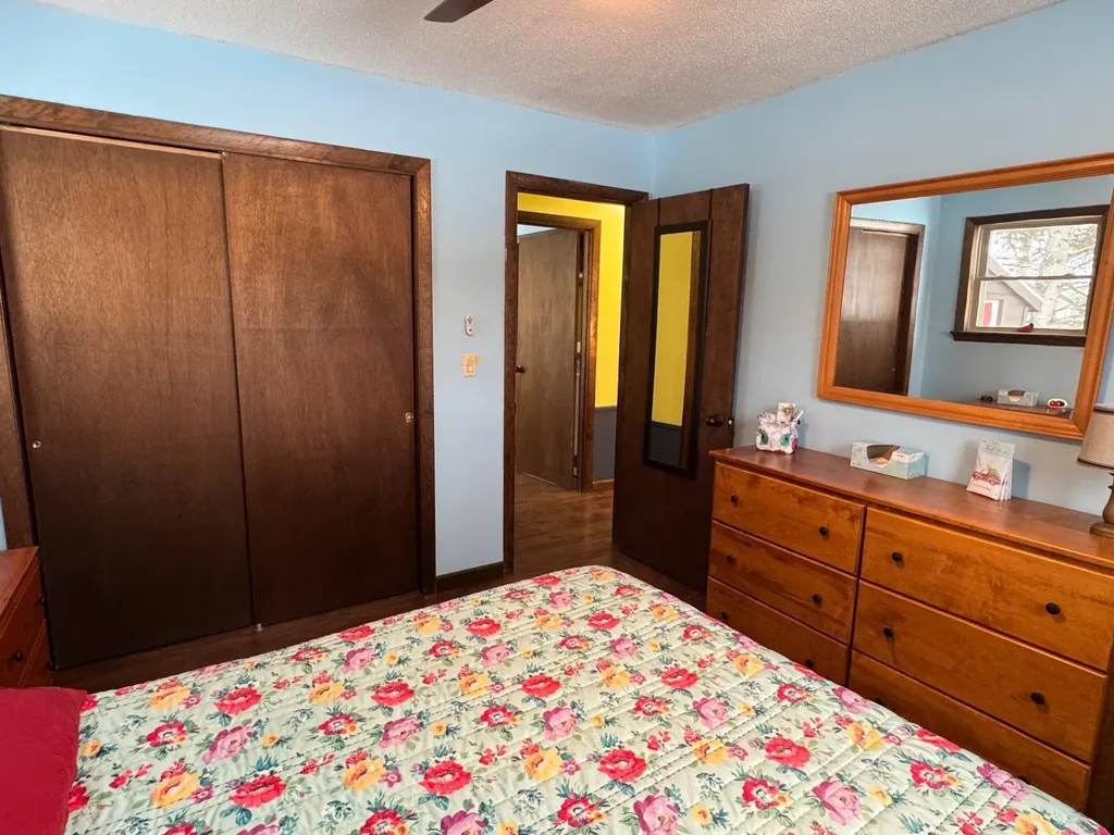 40 Fords Lane Mapleton ME 04757