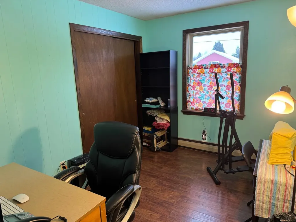 40 Fords Lane Mapleton ME 04757
