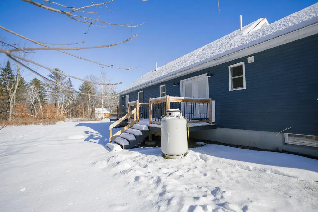 143 Voter Hill Road Farmington ME 04938