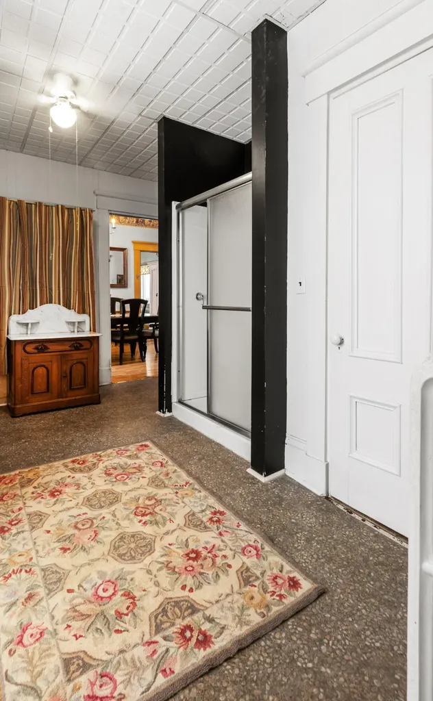 861 W Main Street Dover-foxcroft ME 04426