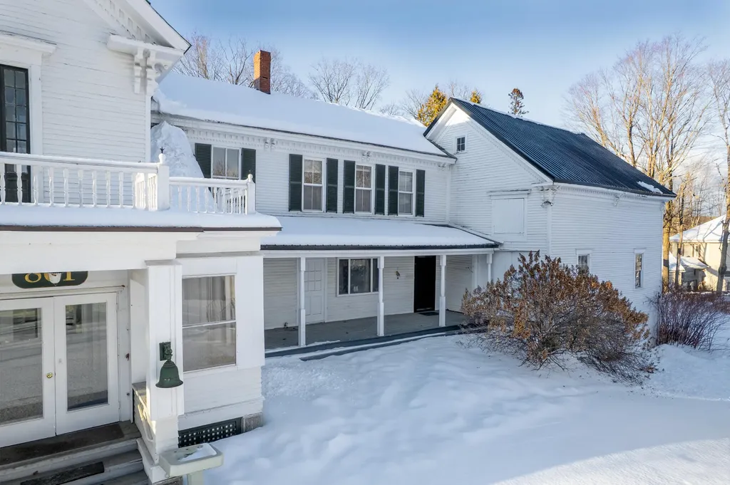 861 W Main Street Dover-foxcroft ME 04426