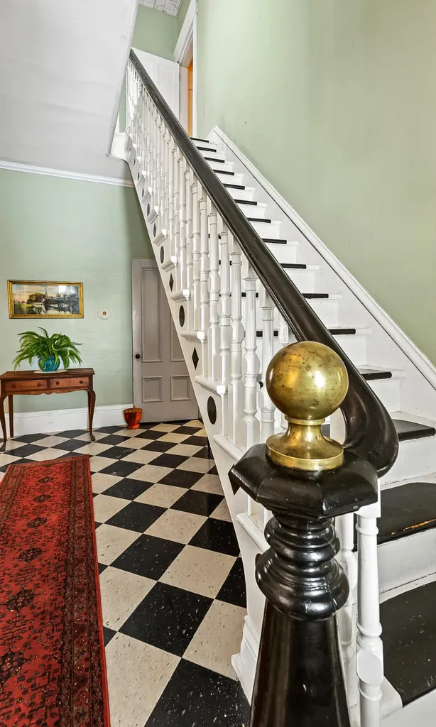 861 W Main Street Dover-foxcroft ME 04426