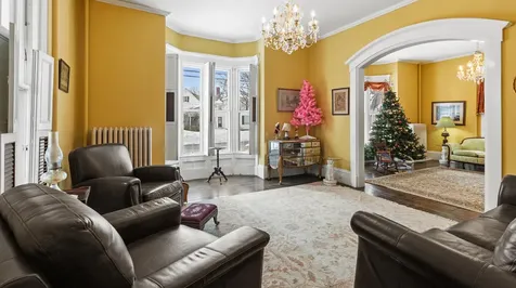 861 W Main Street Dover-foxcroft ME 04426