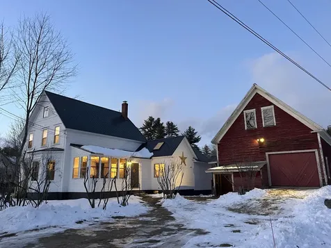 74 Maple Street North Berwick ME 03906