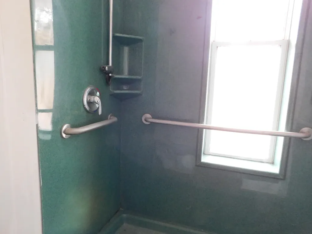15 Western Promenade Auburn ME 04210