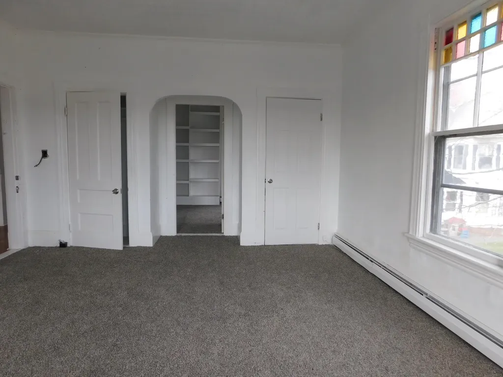 15 Western Promenade Auburn ME 04210