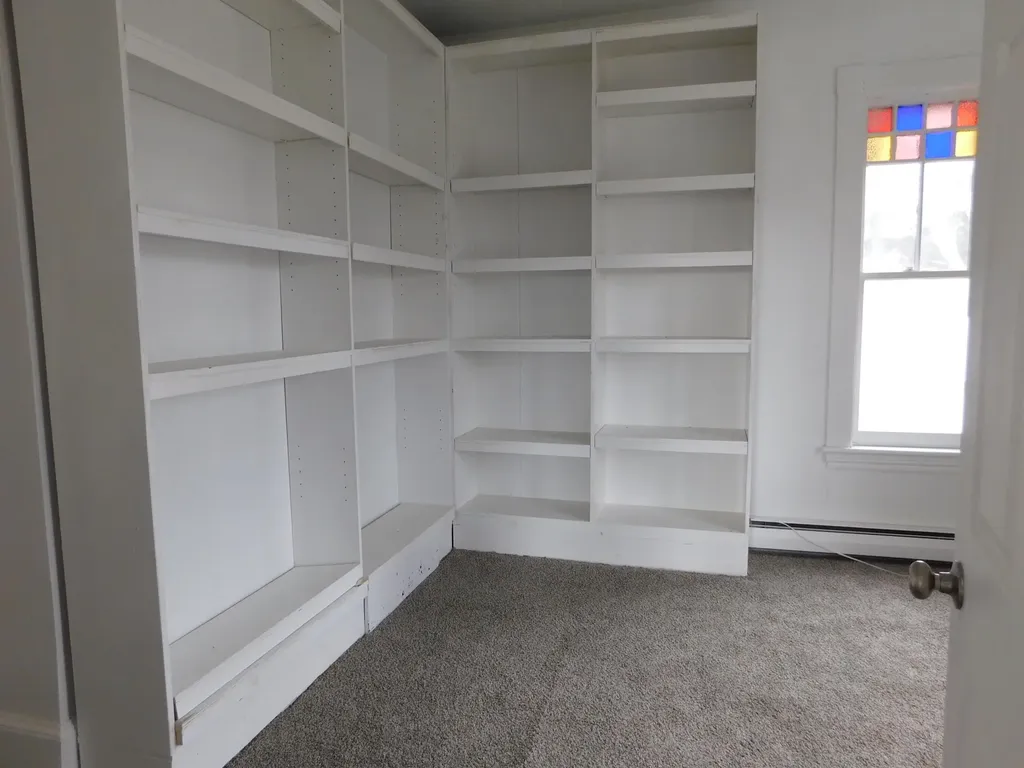 15 Western Promenade Auburn ME 04210