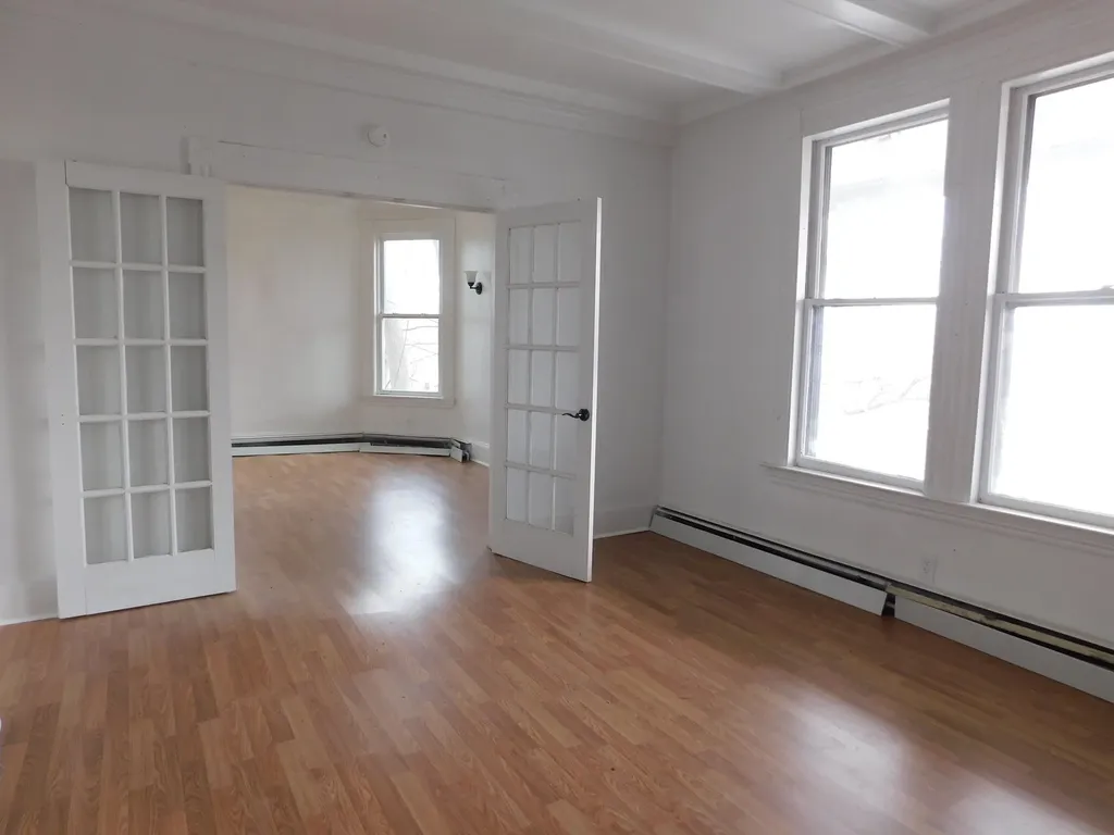 15 Western Promenade Auburn ME 04210