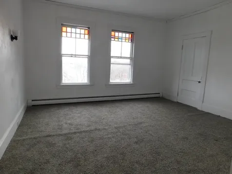 15 Western Promenade Auburn ME 04210