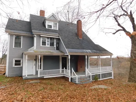 15 Western Promenade Auburn ME 04210