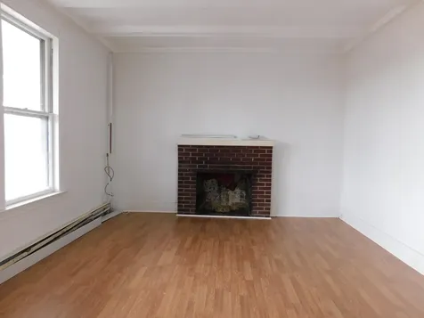 15 Western Promenade Auburn ME 04210