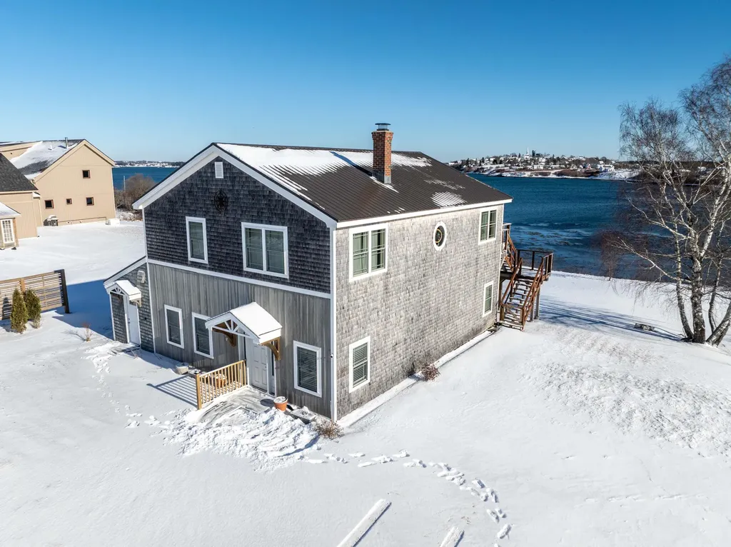 35 Diamond Point Road Lubec ME 04652