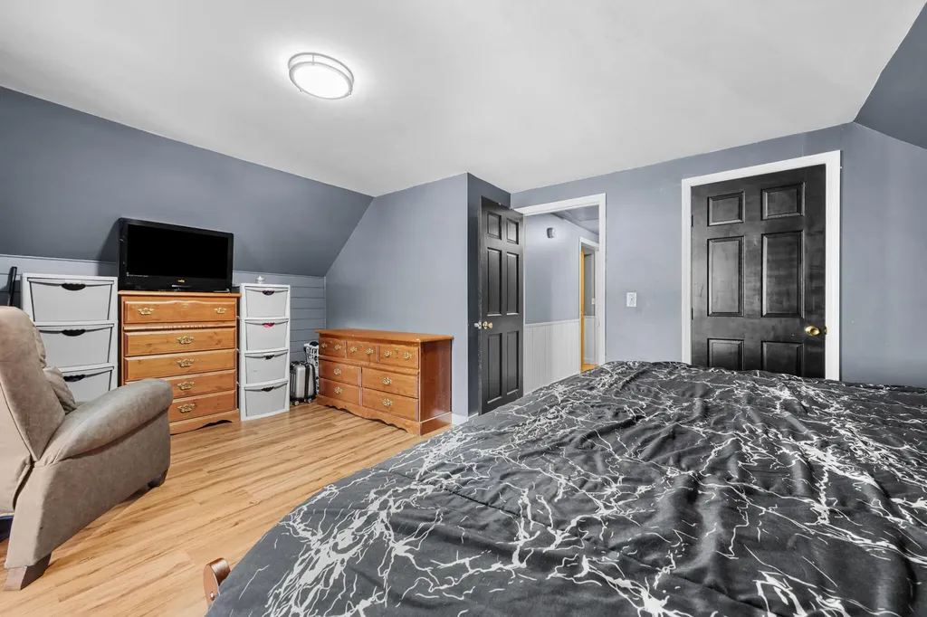 104 N Bend Road Ellsworth ME 04605
