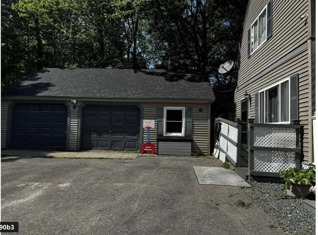 104 N Bend Road Ellsworth ME 04605