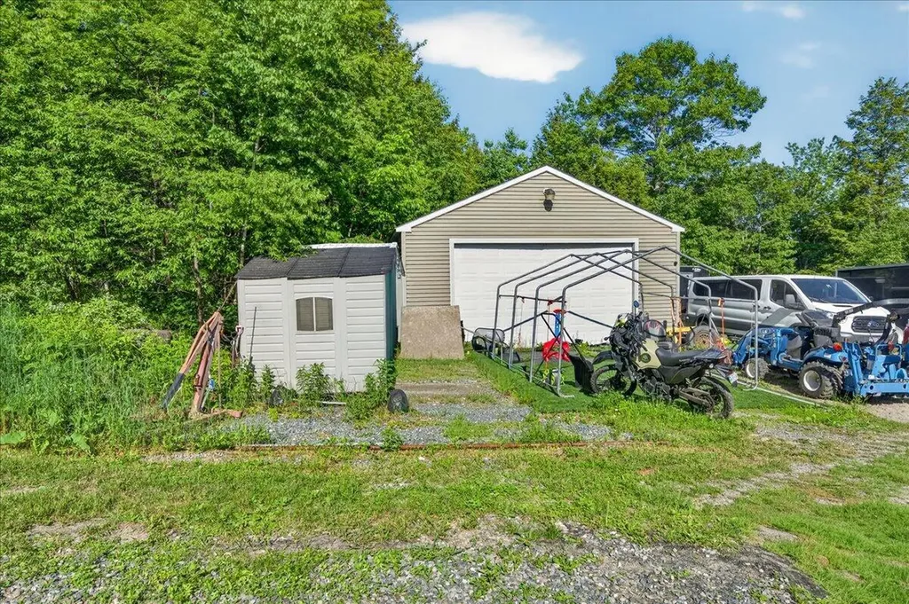 104 N Bend Road Ellsworth ME 04605