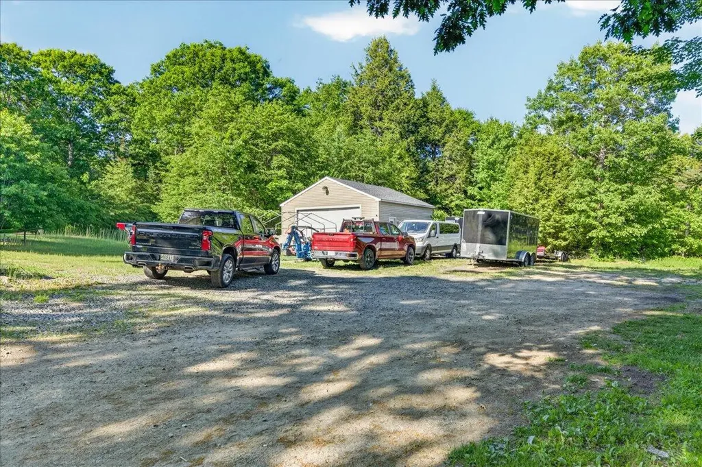 104 N Bend Road Ellsworth ME 04605