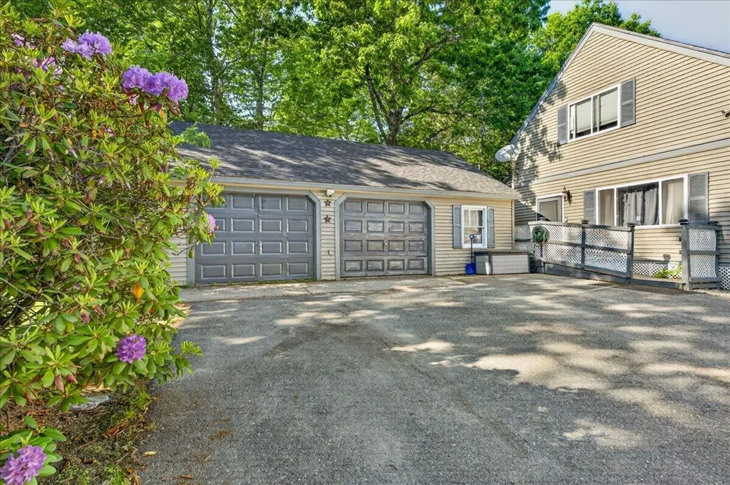 104 N Bend Road Ellsworth ME 04605
