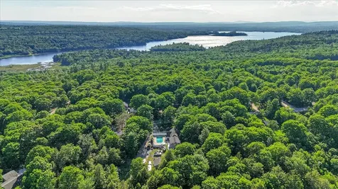 104 N Bend Road Ellsworth ME 04605