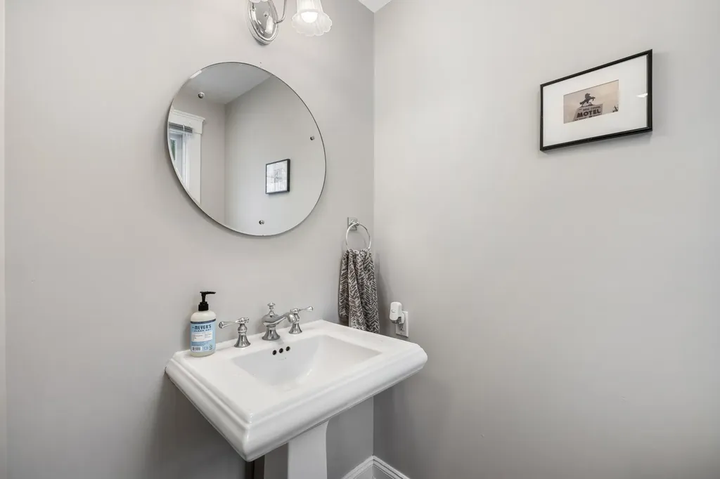 14 Lawrence Lane Kennebunk ME 04043
