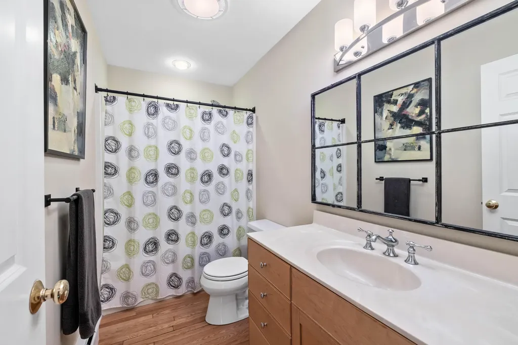 14 Lawrence Lane Kennebunk ME 04043
