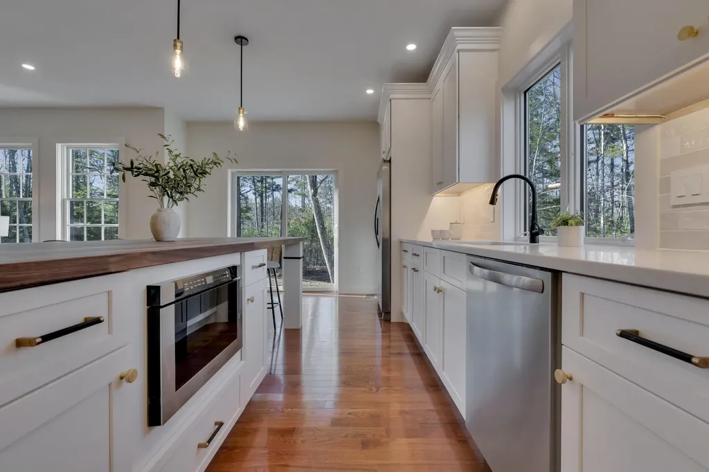 285 Long Swamp Road Berwick ME 03901