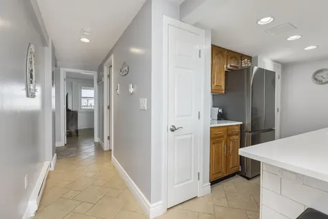 191 E Grand Avenue Old Orchard Beach ME 04064