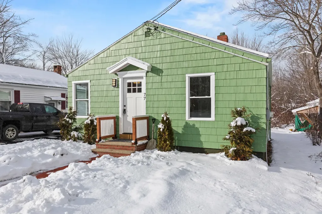 77 Edgewood Avenue Portland ME 04103